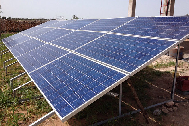 Instalación de bombeo fotovoltaico para riego agrícola en finca privada en el t.m. de Morón de la Frontera (Sevilla)