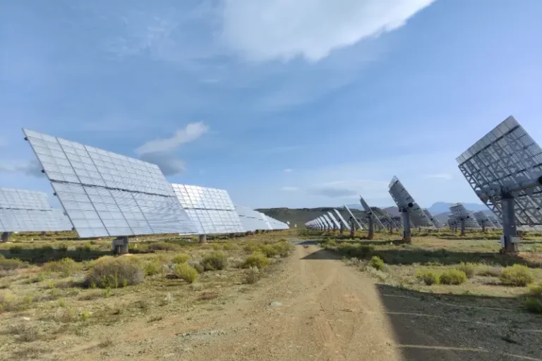 Mantenimiento de placas solares Irradia Energía